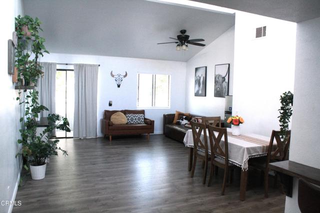 Detail Gallery Image 3 of 15 For 5246 Longfellow Way, Oxnard,  CA 93033 - 2 Beds | 1 Baths