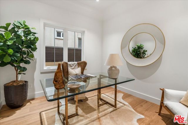4 Bed Home for Sale in Los Angeles, California
