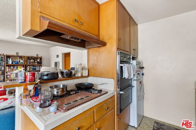 1825 Purdue Avenue, Los Angeles CA: https://media.crmls.org/mediaz/ac766f05-51a4-475d-88d3-718cbe9b3686.jpg