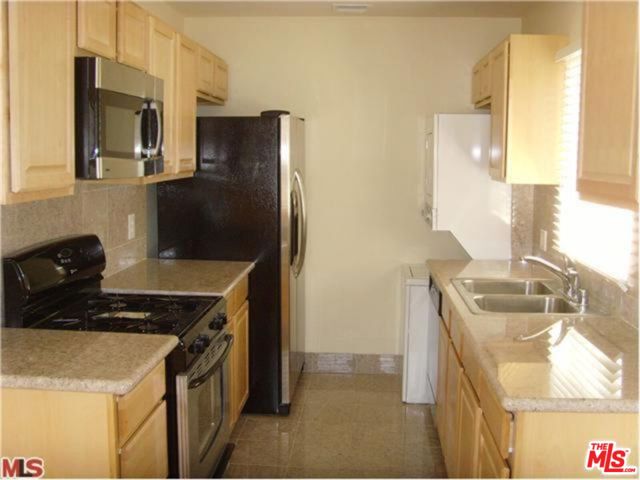 8308 Pershing Drive, Playa del Rey CA: https://media.crmls.org/mediaz/ac78bdf9-6fa4-42dd-8728-0a07641b80b9.jpg
