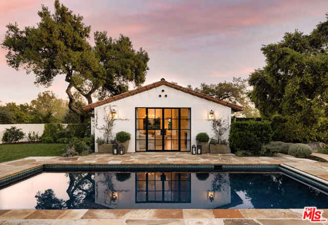 849 Ashley Road, Montecito CA: https://media.crmls.org/mediaz/ac78cbe0-a942-47a9-a746-8fefe7cb7ea2.jpg