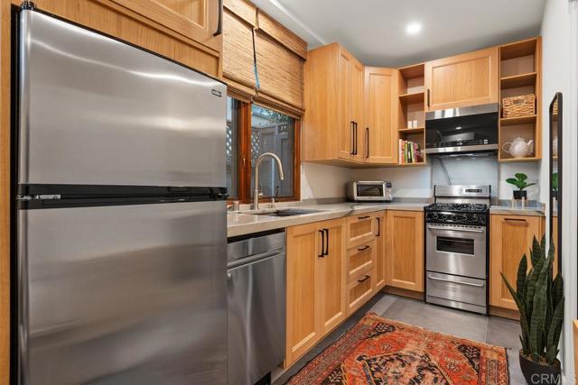 Detail Gallery Image 23 of 62 For 2034 36 Mackinnon Ave, Cardiff By The Sea,  CA 92007 - 5 Beds | 4 Baths