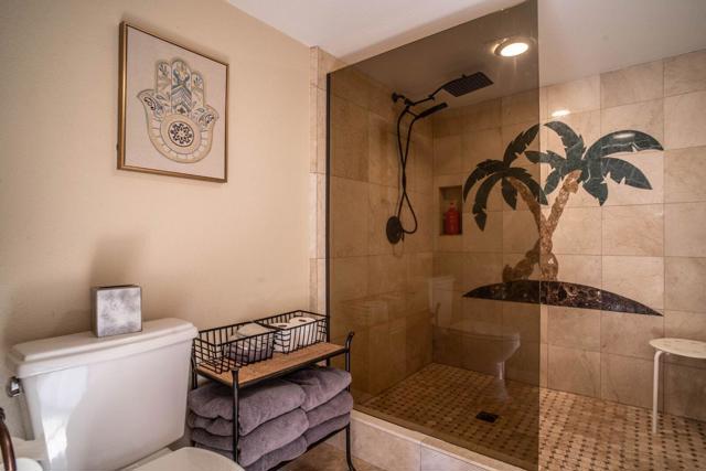 75114 Concho Drive, Indian Wells CA: https://media.crmls.org/mediaz/ac79e236-dd80-4792-9816-9c19623cd603.jpg