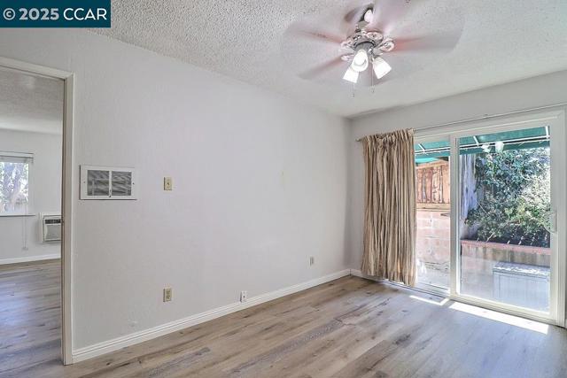 2465 Buena Vista Ave, Walnut Creek CA: https://media.crmls.org/mediaz/ac7ae96d-5316-423d-a420-1c84e1676780.jpg