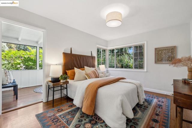 10 Wilding LN, Oakland CA: https://media.crmls.org/mediaz/ac7b73a8-b12a-43f0-aae7-c47f32fb0370.jpg