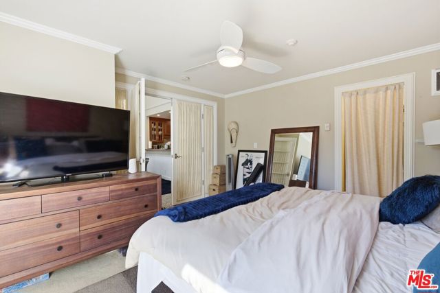 240 The, Redondo Beach CA: https://media.crmls.org/mediaz/ac7baa19-b423-4693-901b-0b5817edaf0c.jpg