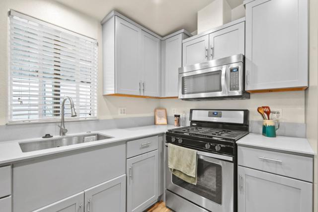 3320 Del Monte Boulevard, Marina CA: https://media.crmls.org/mediaz/ac7e546a-7091-4bfb-82d5-7f1e10e03c40.jpg