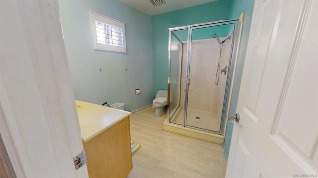 3701 Riviera Dr, San Diego CA: https://media.crmls.org/mediaz/ac80aed7-3a64-4b3d-a8be-305fd9a952f1.jpg