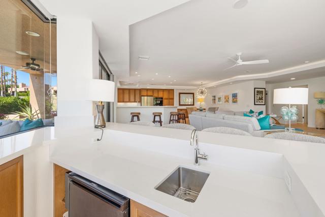 73465 Irontree Drive, Palm Desert CA: https://media.crmls.org/mediaz/ac81405e-2d71-47d6-8d54-bcba70c51b08.jpg