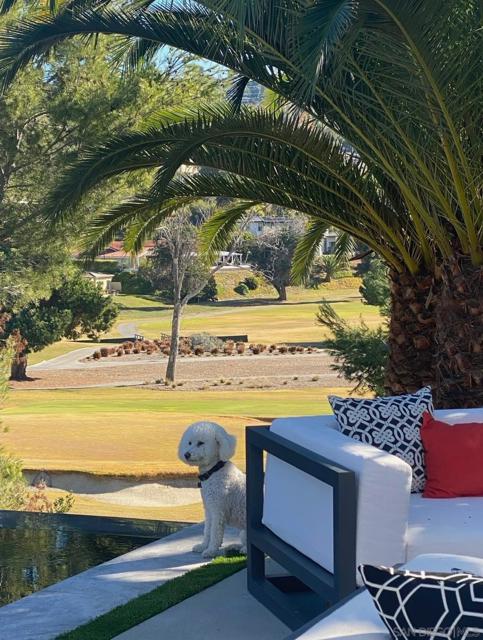 7026 Estrella De Mar Rd, Carlsbad CA: https://media.crmls.org/mediaz/ac81e915-cab9-4f1b-9ce4-413759ba1b27.jpg