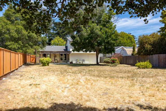 411 Alta Vista Dr, Santa Cruz CA: https://media.crmls.org/mediaz/ac83679f-3ee9-415e-baaf-00ff14cdb029.jpg