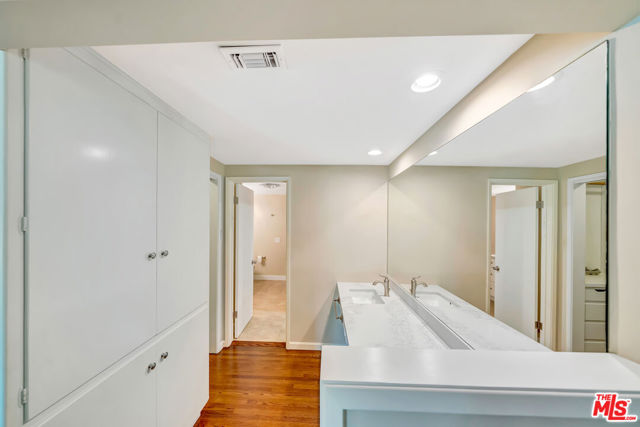 1100 Rodeo Road, Arcadia CA: https://media.crmls.org/mediaz/ac8475f5-2654-4b47-a9bd-1e4ea849ac49.jpg