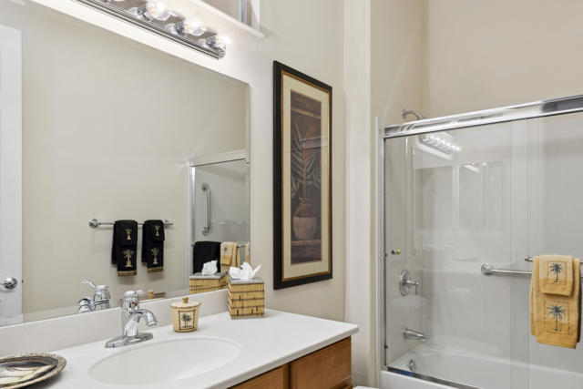 81438 Avenida Altamira, Indio CA: https://media.crmls.org/mediaz/ac8584b9-026b-4272-8543-868fce2cb9f6.jpg