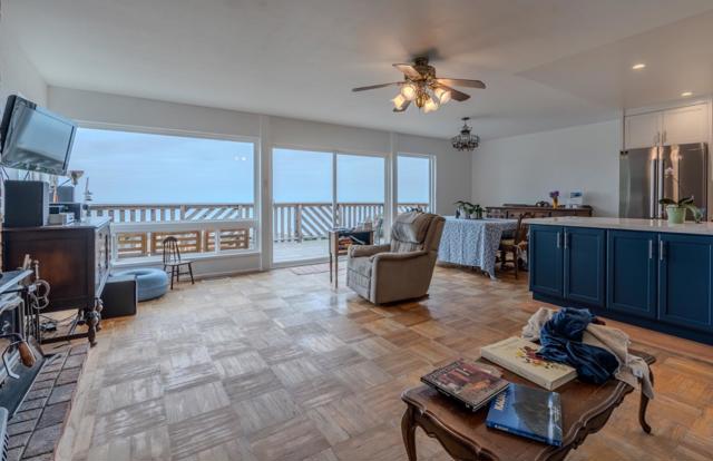 226 Crestmoor Circle, Pacifica CA: https://media.crmls.org/mediaz/ac86242a-5244-47a5-85f2-09890711808c.jpg