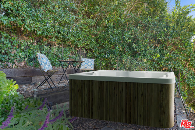 Drew Fenton | 25648 Timpangos Drive Calabasas CA | MLS: 7491855