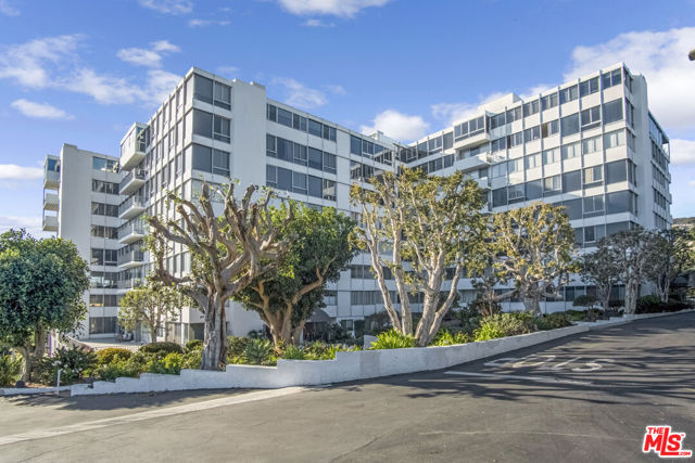 Drew Fenton | 17350 W Sunset Boulevard Pacific Palisades CA | MLS: 6902218