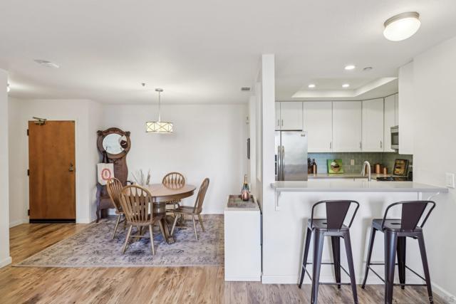 2445 Brant St, San Diego CA: https://media.crmls.org/mediaz/ac87919c-f5bf-44a4-89d2-5f04565117db.jpg