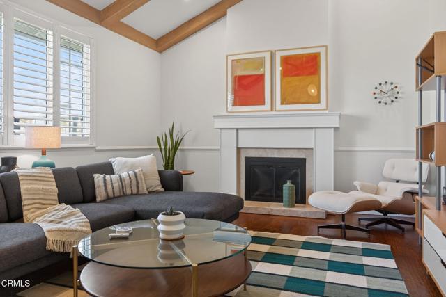 Detail Gallery Image 9 of 73 For 2274 via Tomas, Camarillo,  CA 93010 - 5 Beds | 2/1 Baths