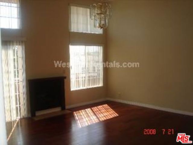 1652 COLBY Avenue, Los Angeles CA: https://media.crmls.org/mediaz/ac87fee9-4a05-4e0e-a906-5f297930bf27.jpg