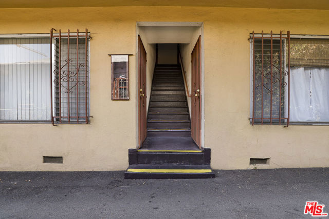  Commercial for Sale in Los Angeles, California