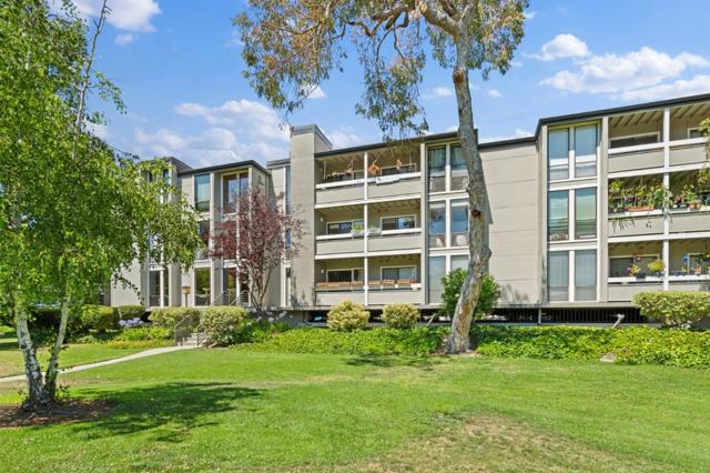 1081 Beach Park Boulevard, Foster City CA: https://media.crmls.org/mediaz/ac8916f9-00e0-4ff1-9ddd-a9efabedd05c.jpg