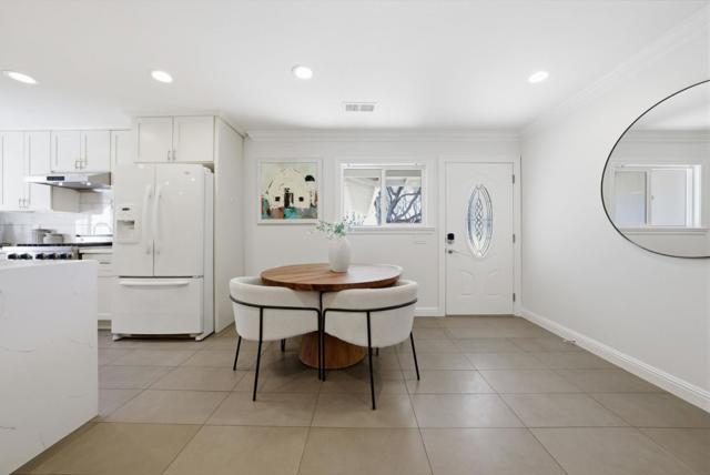 591 Marylinn Drive, Milpitas CA: https://media.crmls.org/mediaz/ac8995cf-48bf-497c-9108-1cebde99784b.jpg