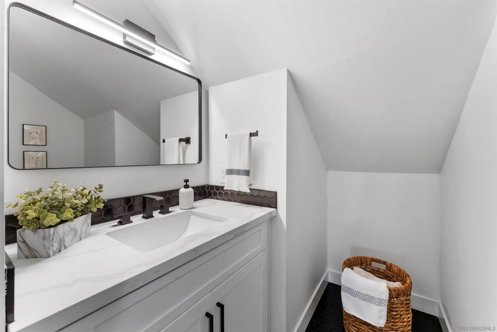 MLS #260017411SD image #64