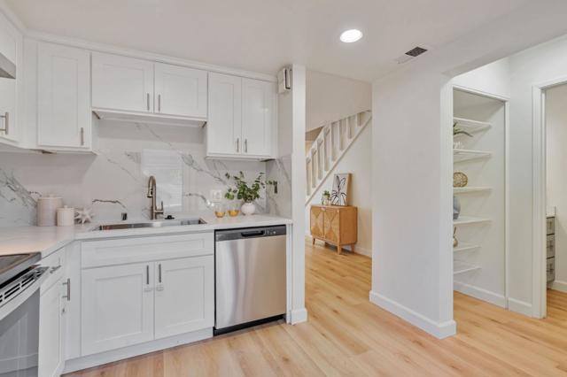 843 Juno Lane, Foster City CA: https://media.crmls.org/mediaz/ac8a6ff6-1518-4cfa-8b0e-e6740b554271.jpg