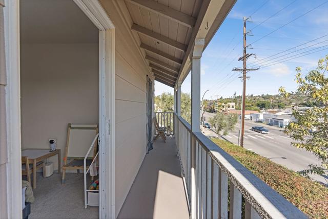 11941 Royal Rd, El Cajon CA: https://media.crmls.org/mediaz/ac8b40ff-1ac3-4bdb-8199-e9e36efb799a.jpg