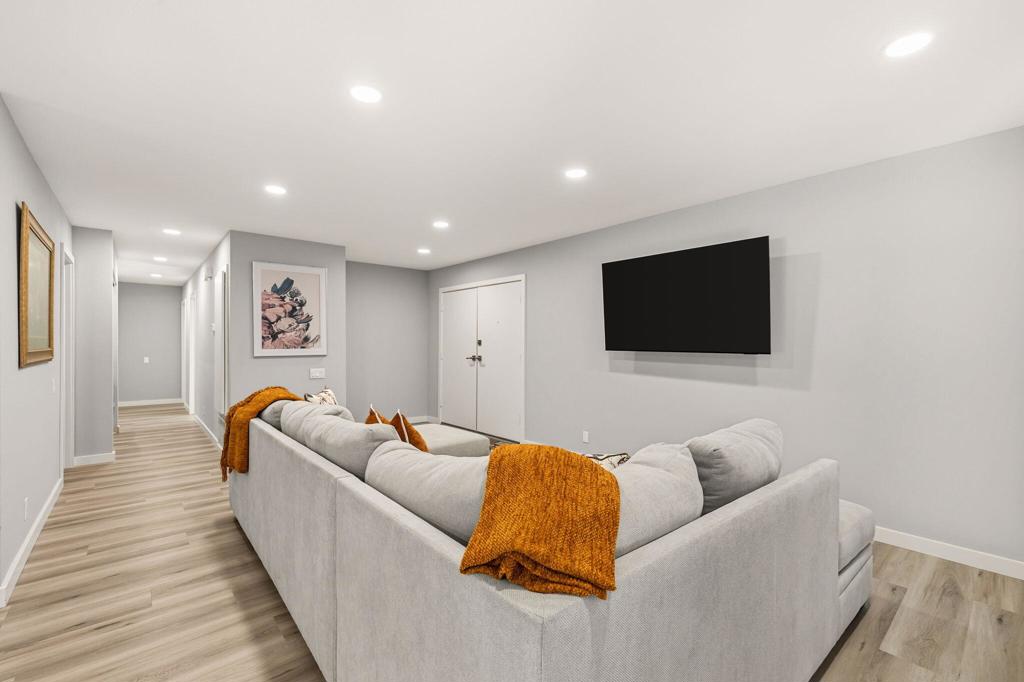 MLS #219140192DA image #8