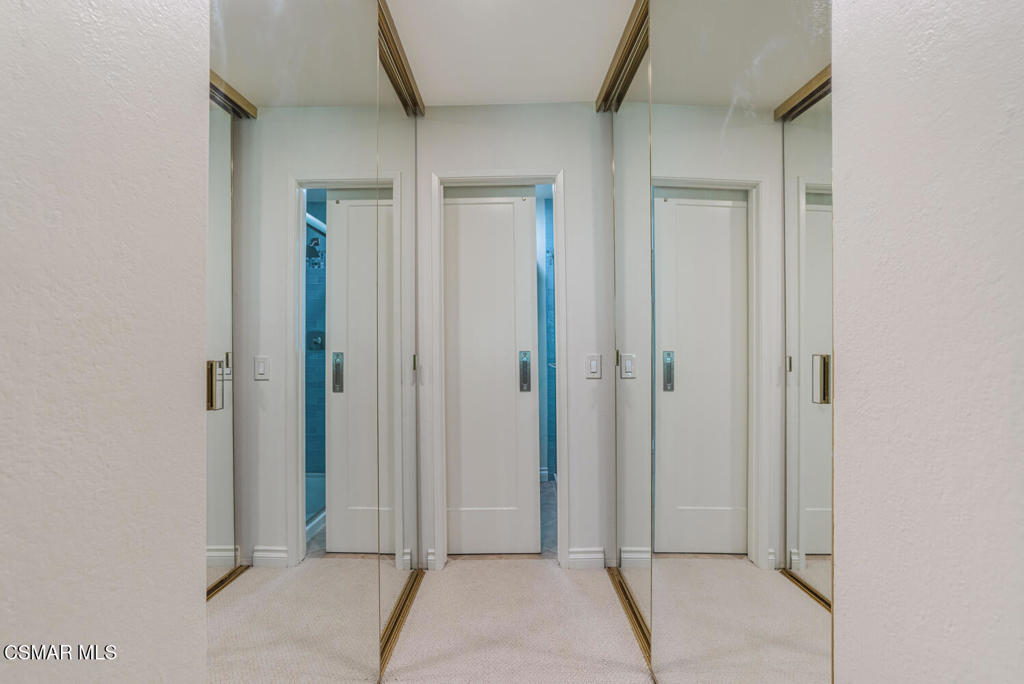 https://media.crmls.org/mediaz/ac8ba82a-961c-4c0d-af58-b210d18fc622.jpg?preset=X-Large