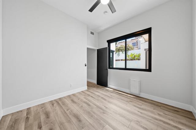 3160 Goldfinch St, San Diego CA: https://media.crmls.org/mediaz/ac8c75d0-dbdb-4815-a538-e260fb55c485.jpg