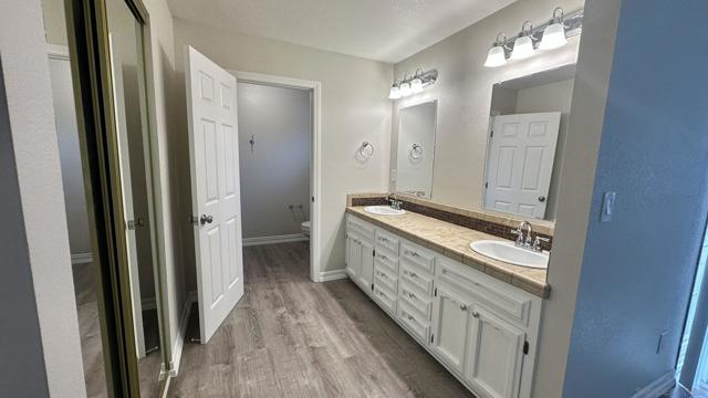 16142 Dartolo Rd., Ramona CA: https://media.crmls.org/mediaz/ac8d9030-bcda-4f8f-9636-9c0ff9425179.jpg