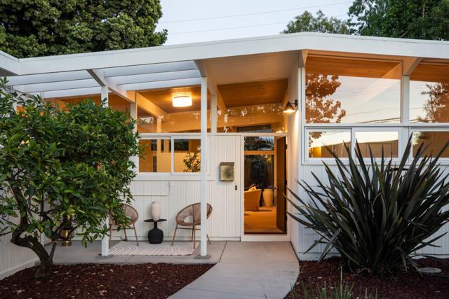 428 E Charleston Road, Palo Alto CA: https://media.crmls.org/mediaz/ac8f15d2-c314-4a9d-8d8a-6ecbafb6f1d2.jpg