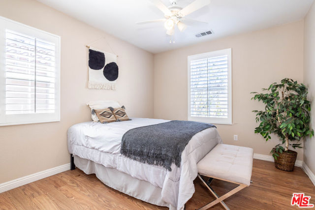 29266 Pilgrim Court, Valencia CA: https://media.crmls.org/mediaz/ac8f90fd-8653-4bc4-8b88-9deb4f40ac63.jpg