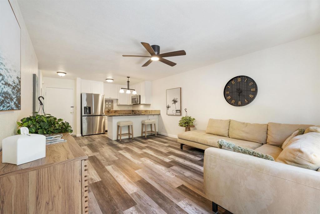 1645 Emerald - photo 2