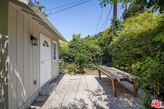 2411 St George Street, Los Angeles CA: https://media.crmls.org/mediaz/ac9045b8-423f-4152-b1e6-def01893722d.jpg