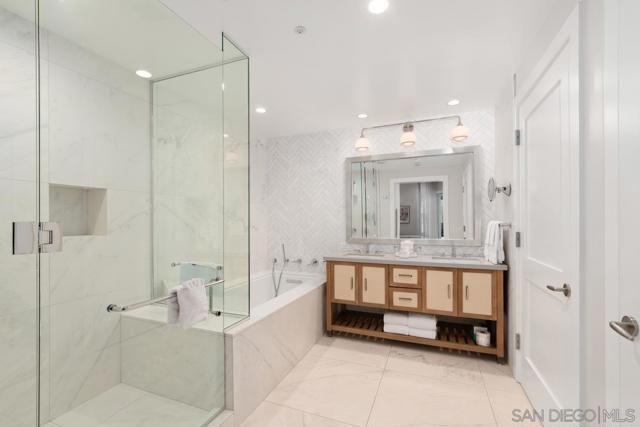 Image 26 of 38 For 1500 Orange Ave  7