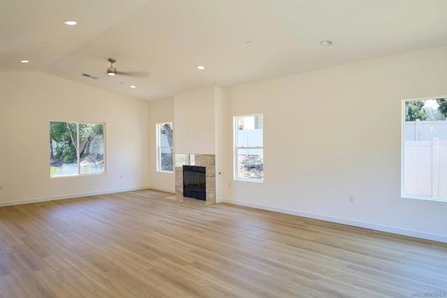 11989 Raceway Lane, Lakeside CA: https://media.crmls.org/mediaz/ac9105b4-a738-4a68-9b65-59b3f3ae6d69.jpg