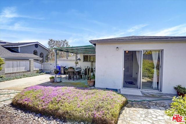 1643 GATES Avenue, Manhattan Beach, California 90266, 3 Bedrooms Bedrooms, ,1 BathroomBathrooms,Residential,Sold,GATES,22143250