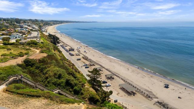 674 Clubhouse Drive, Aptos CA: https://media.crmls.org/mediaz/ac921d37-8875-4500-a248-ce3e66f80a18.jpg