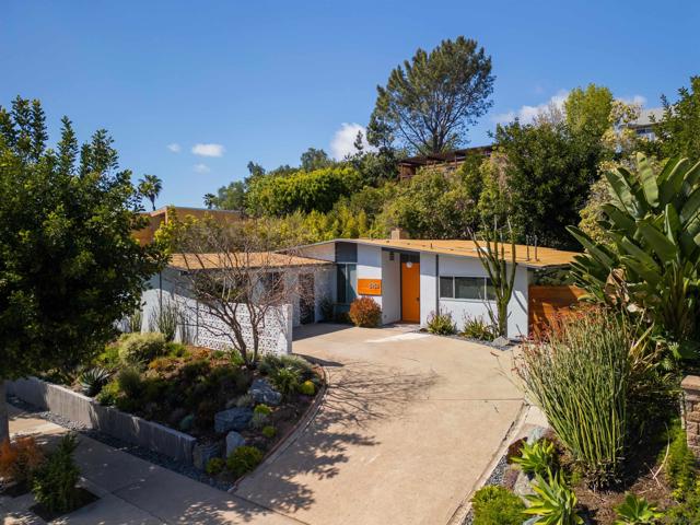 5152 College Gardens Court, San Diego CA: https://media.crmls.org/mediaz/ac92b213-7540-49b0-b470-d438b433ec9d.jpg