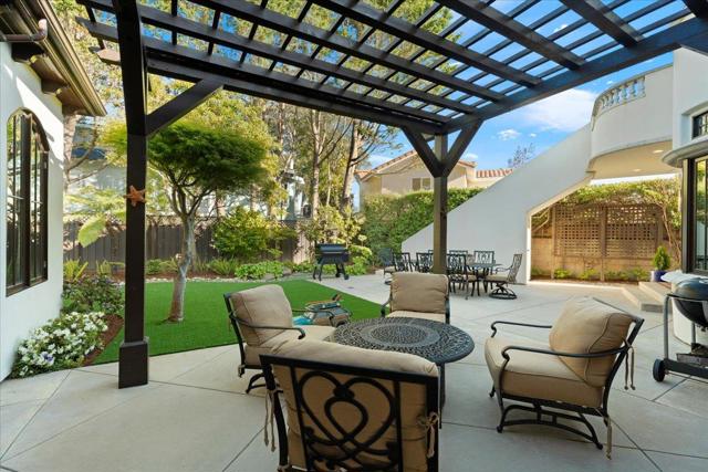 106 Farley Drive, Aptos CA: https://media.crmls.org/mediaz/ac92e98e-b895-452a-8352-bf093e517d25.jpg