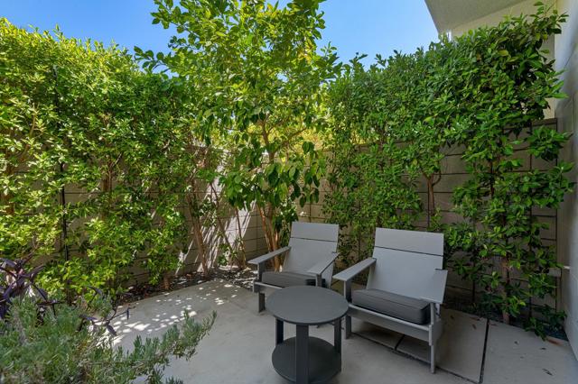 294 Mayfair Way, Palm Springs, CA 92264