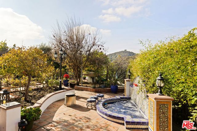 Drew Fenton | 2113 Stoney Hill Road Los Angeles CA | MLS: 7403799