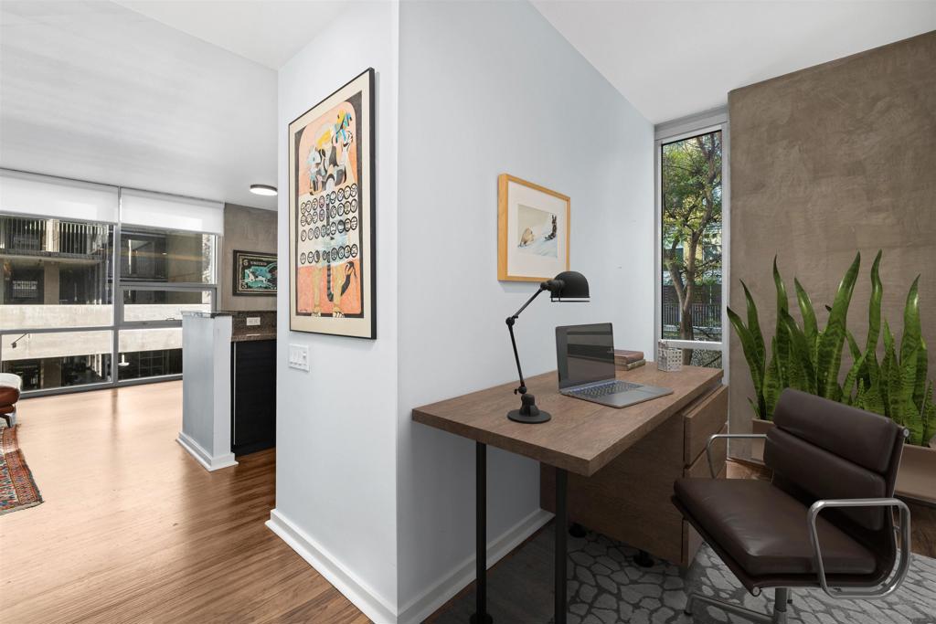 321 10th Ave - photo 11