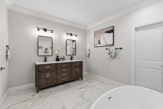 5521 Southcrest Way, San Jose CA: https://media.crmls.org/mediaz/ac9591bc-6645-4abf-92f1-302408626ae9.jpg