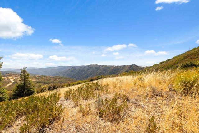 35005 Loma Chiquita Road, Los Gatos CA: https://media.crmls.org/mediaz/ac95abc6-6f1f-4be4-bb3f-7b4143118f05.jpg