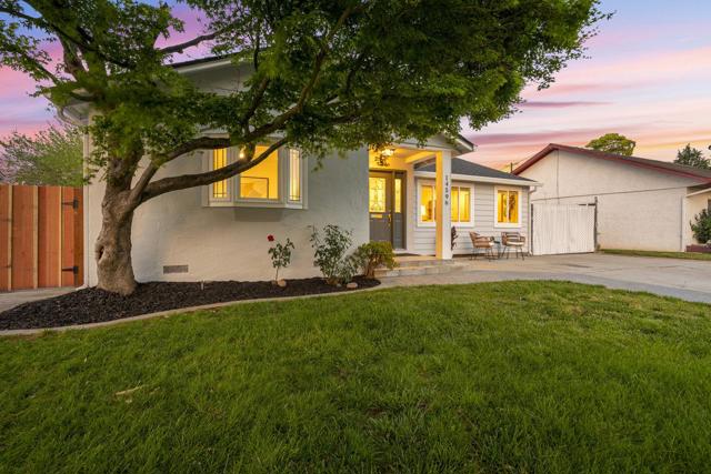 14596 Jacksol Drive, San Jose CA: https://media.crmls.org/mediaz/ac963a8c-af13-463c-a2df-961056621c7e.jpg
