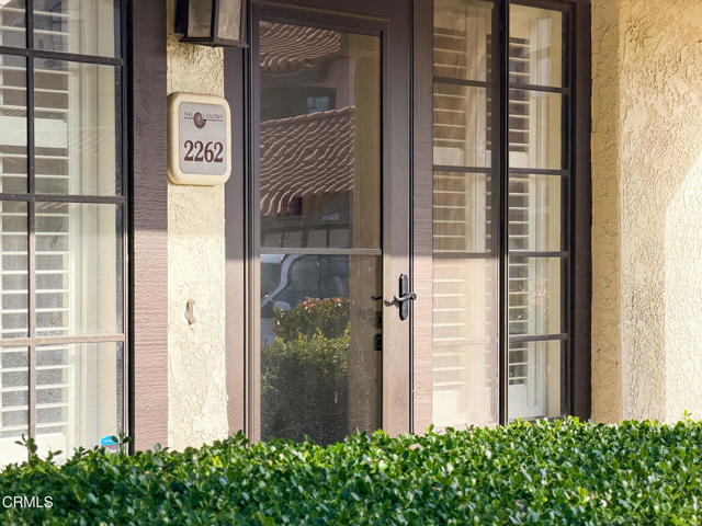 Detail Gallery Image 2 of 41 For 2262 Martinique Ln, Oxnard,  CA 93035 - 2 Beds | 2 Baths